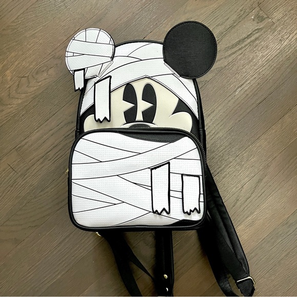 Her Universe Disney Mickey Mouse Mummy Mini Backpack NWT - Picture 5 of 9